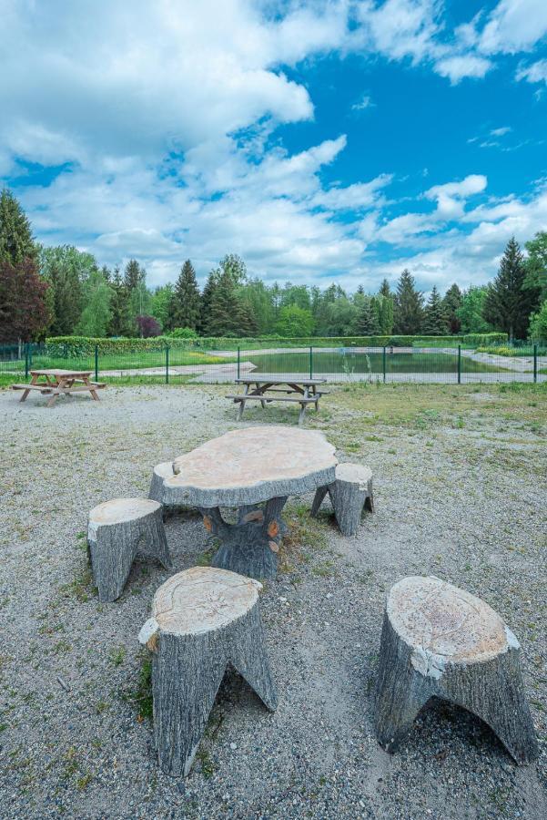 Camping Au Pays De Hanau Dossenheim-sur-Zinsel Buitenkant foto