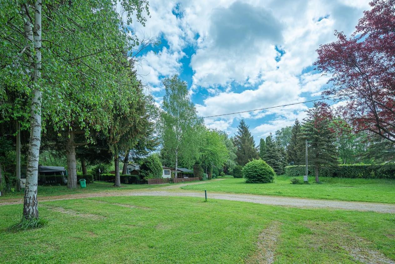 Camping Au Pays De Hanau Dossenheim-sur-Zinsel Buitenkant foto