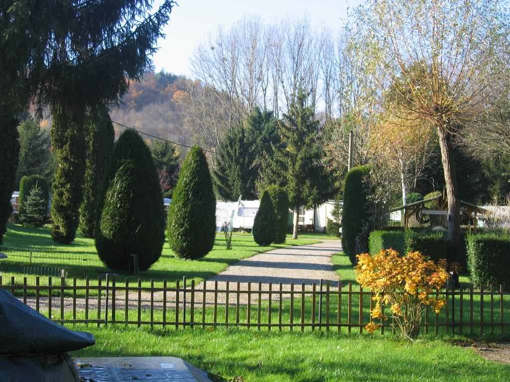 Camping Au Pays De Hanau Hotel Dossenheim-sur-Zinsel Buitenkant foto